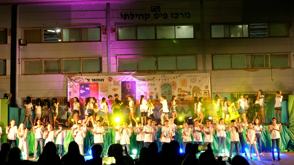 רגע מתוך הפקה